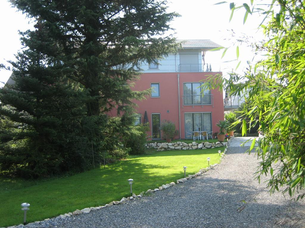Haus Lorenz, Ferienwohnungen Immenstaad am Bodensee Exterior foto